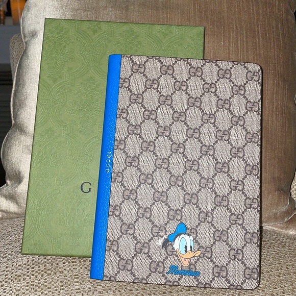 New authentic Gucci x /dismey Donald Duck notebook - Picture 11 of 11